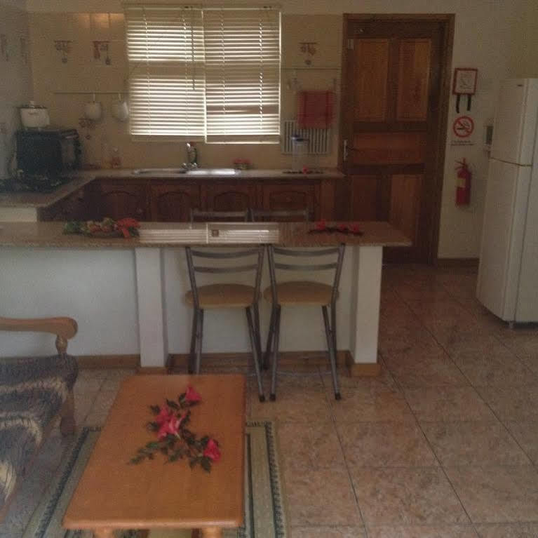Marl Self Catering Villa Pointe La Rue Eksteriør billede